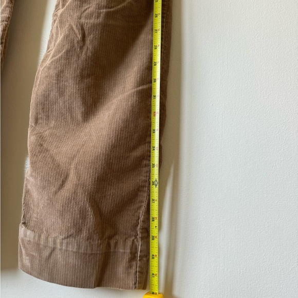 Vintage womens corduroy Levi's pants - Picture 7 of 7